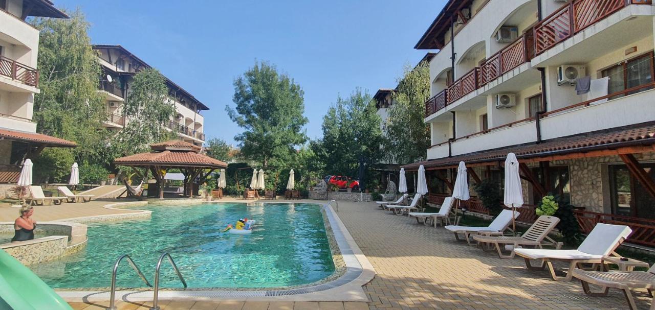 Apartamento Mm Complex Primorsko Exterior foto